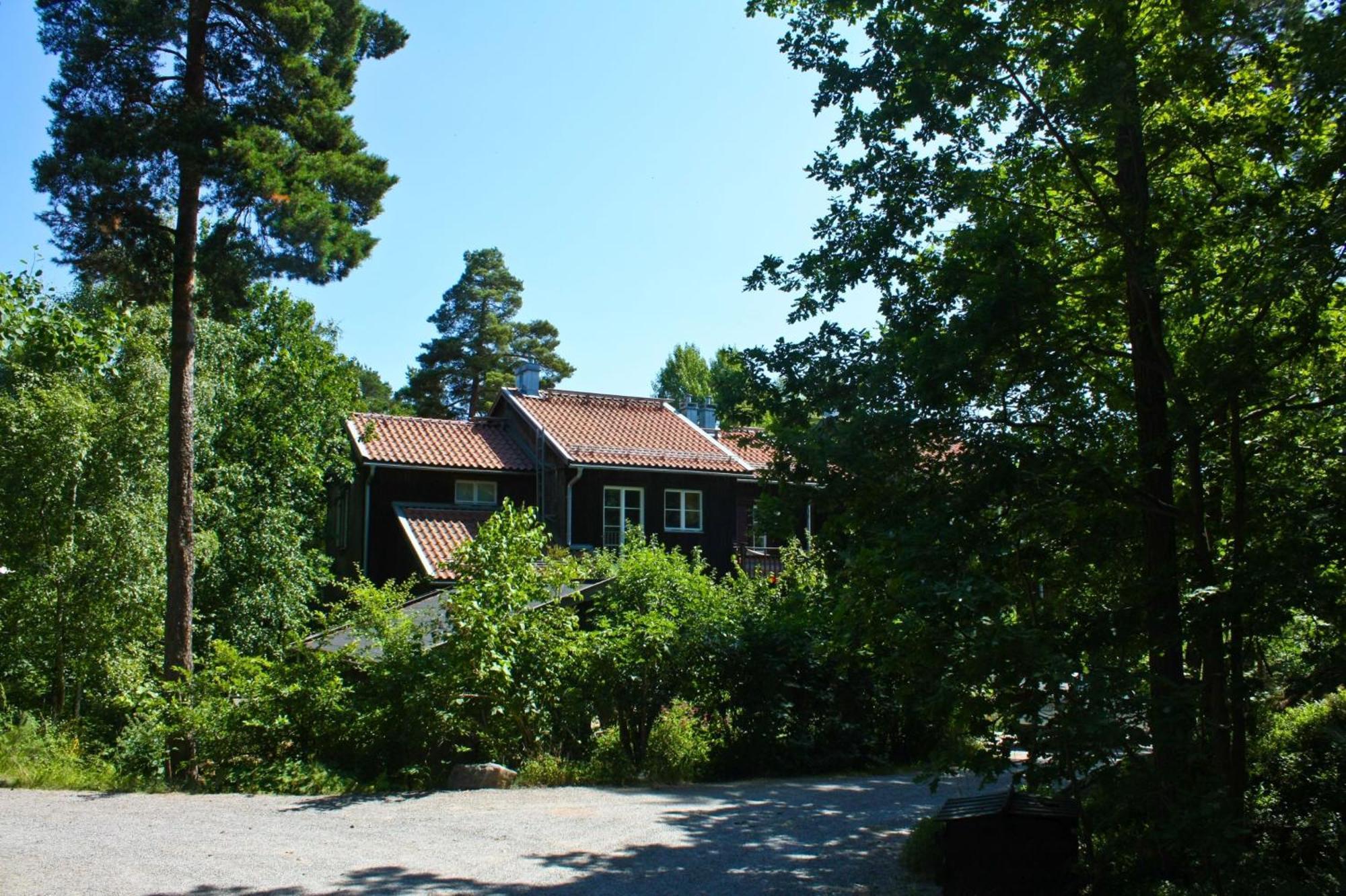B&B Eco-Village 12 Min From City Stockholm Exterior photo